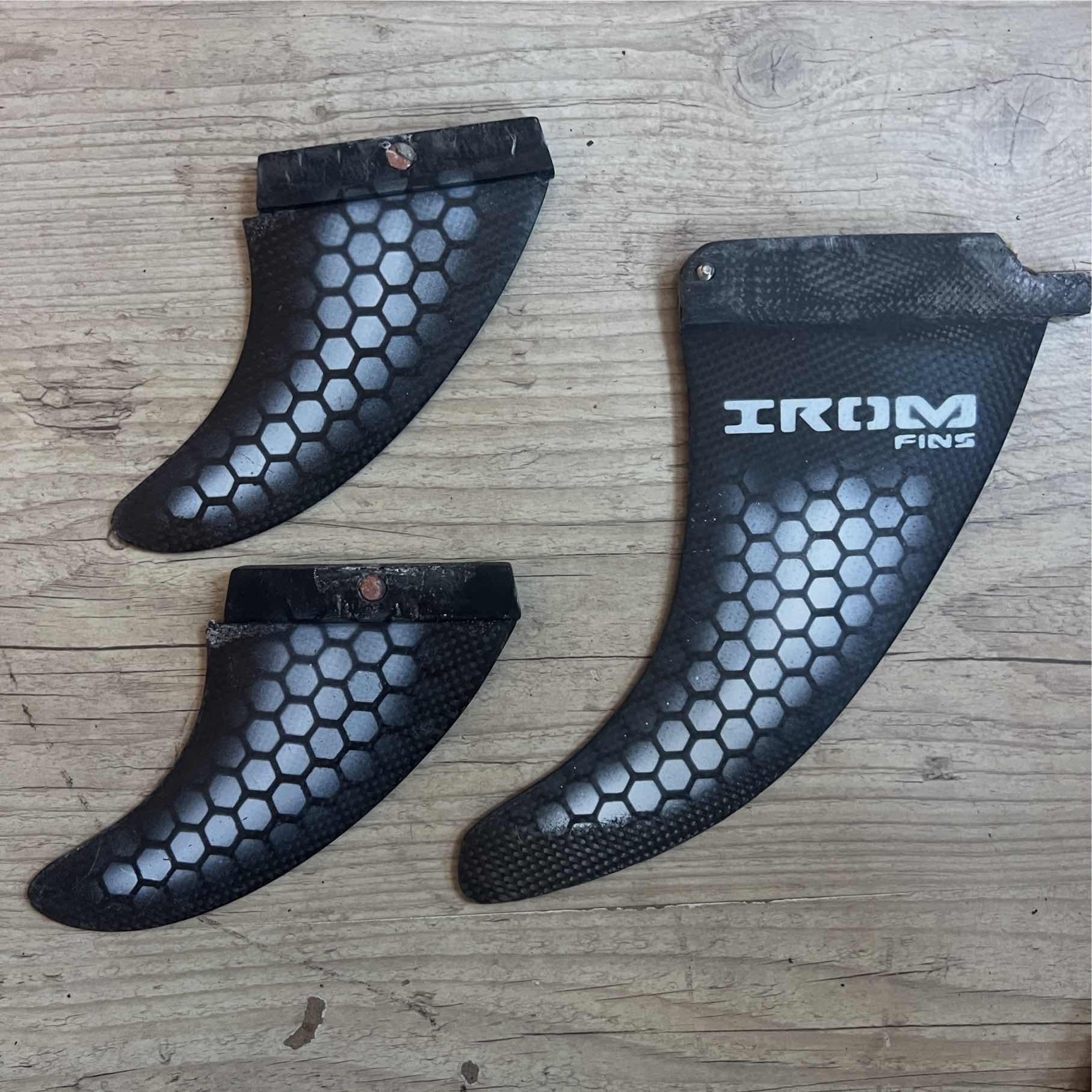 IROM thruster fins (17.5 US box +  2x 0 MT)