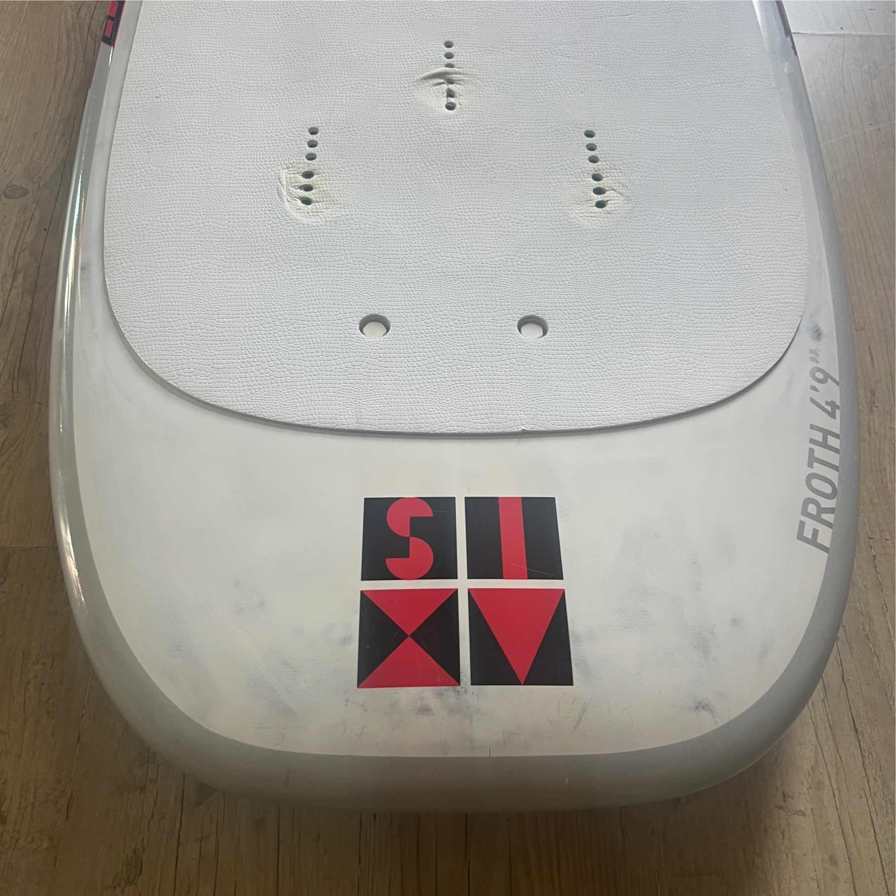 Axis Froth 4'9" (70L.) 2021