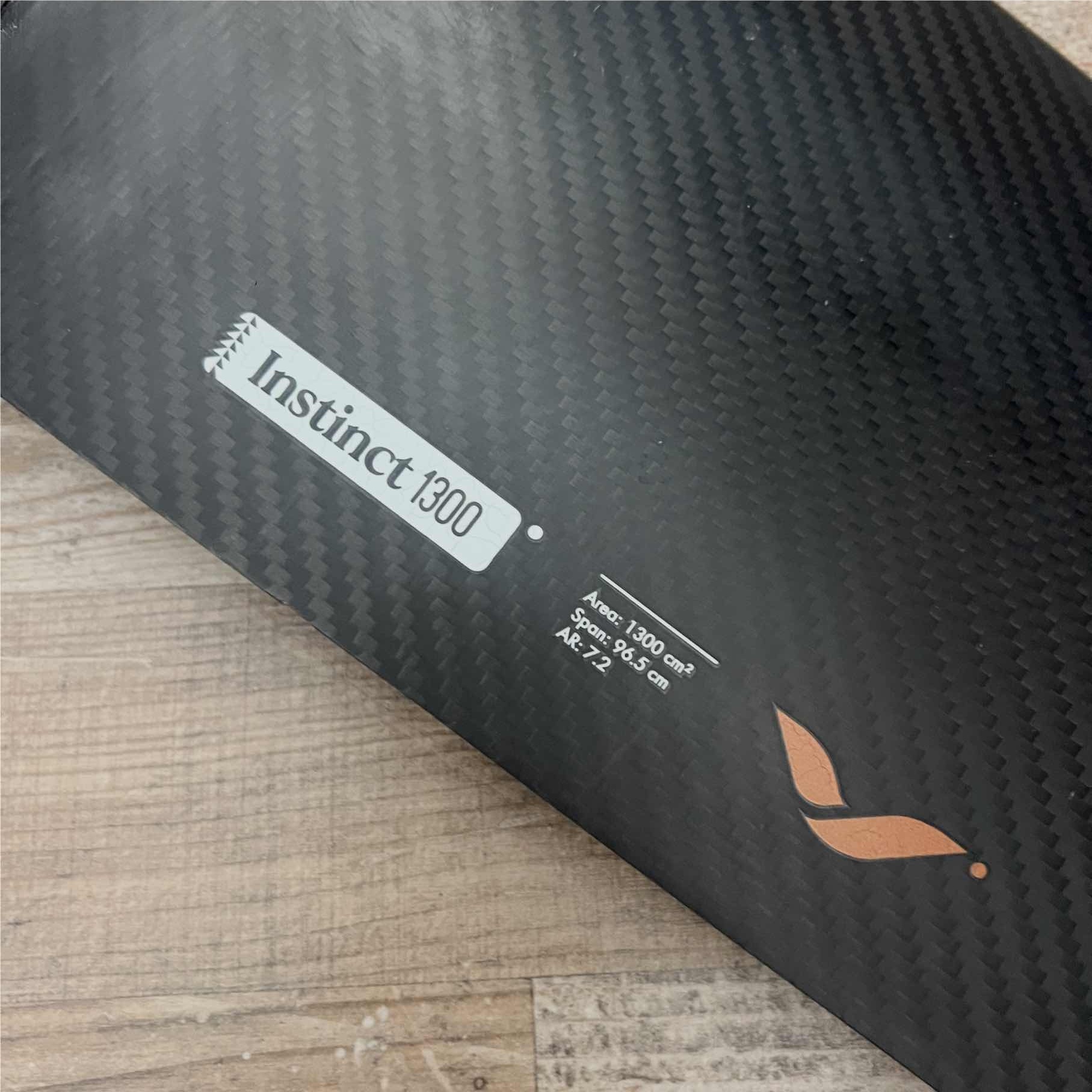 KT Instinct 1300