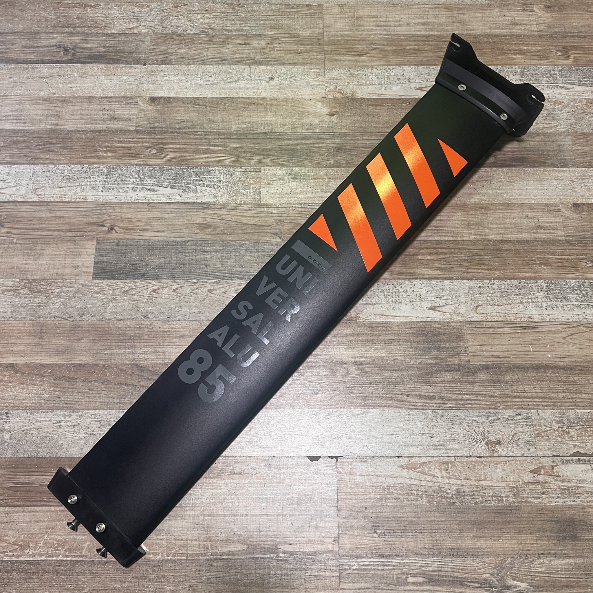 RRD Universal Alu mast 85cm with plate Y26