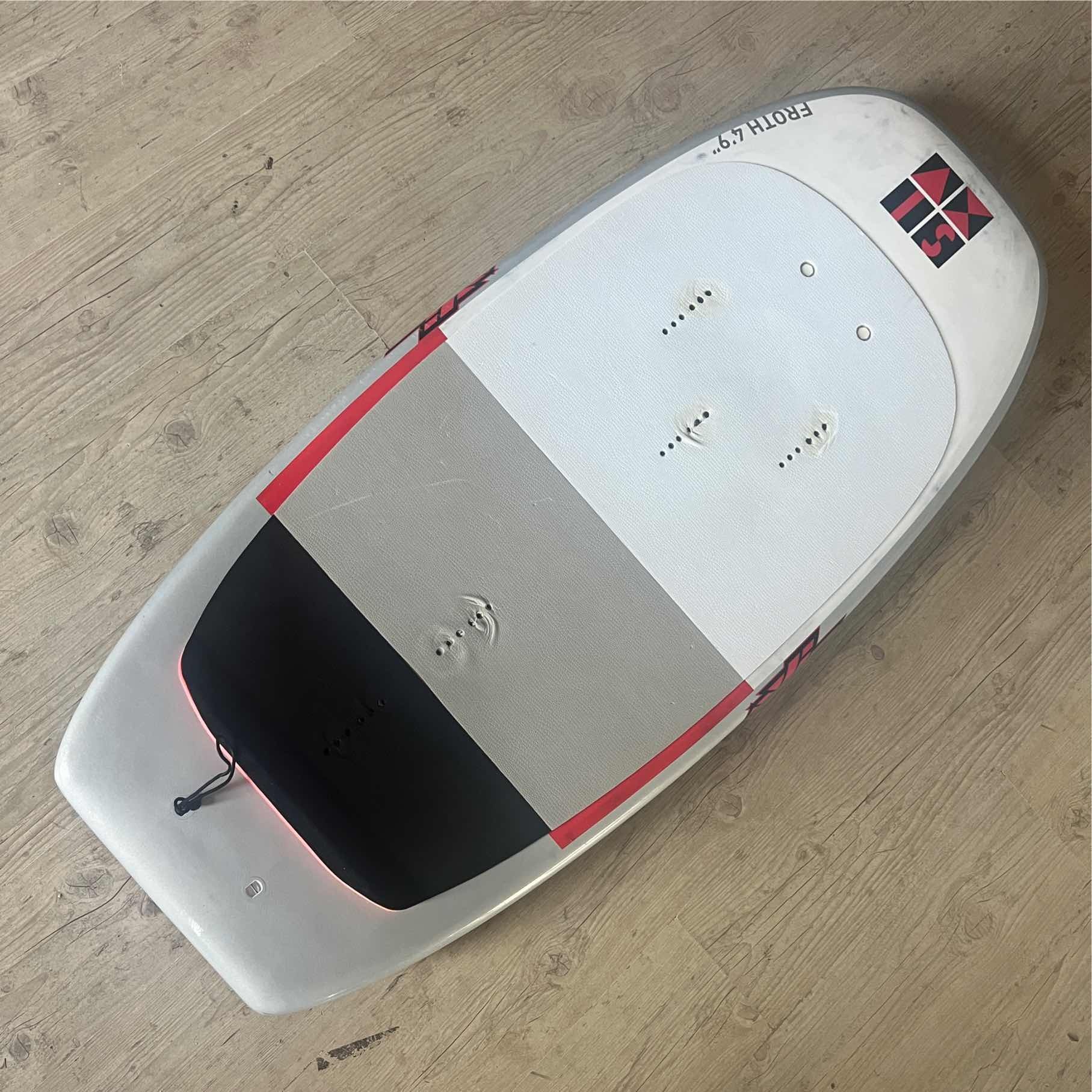 Axis Froth 4'9" (70L.) 2021