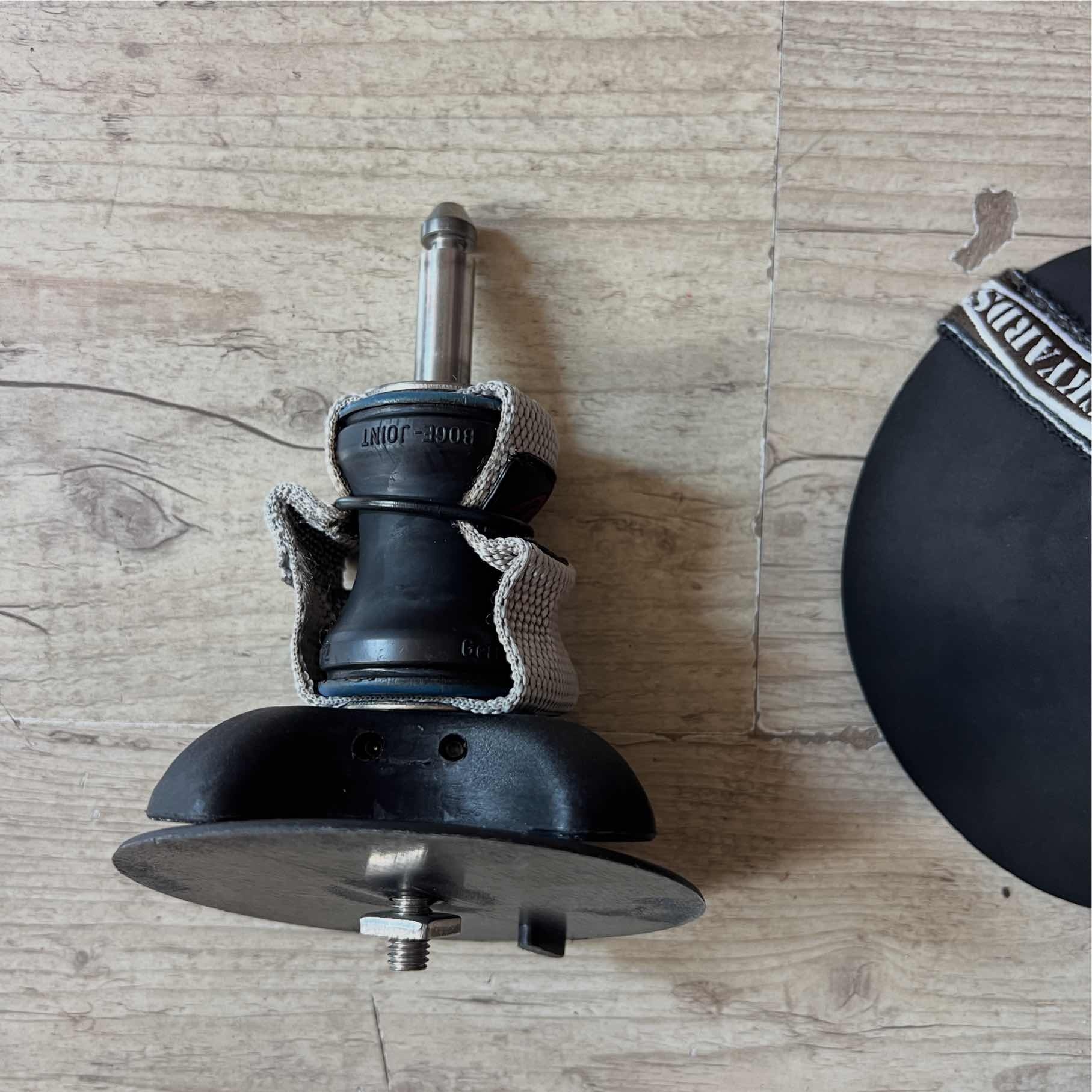Mast Base Boge PIN + mast base protector