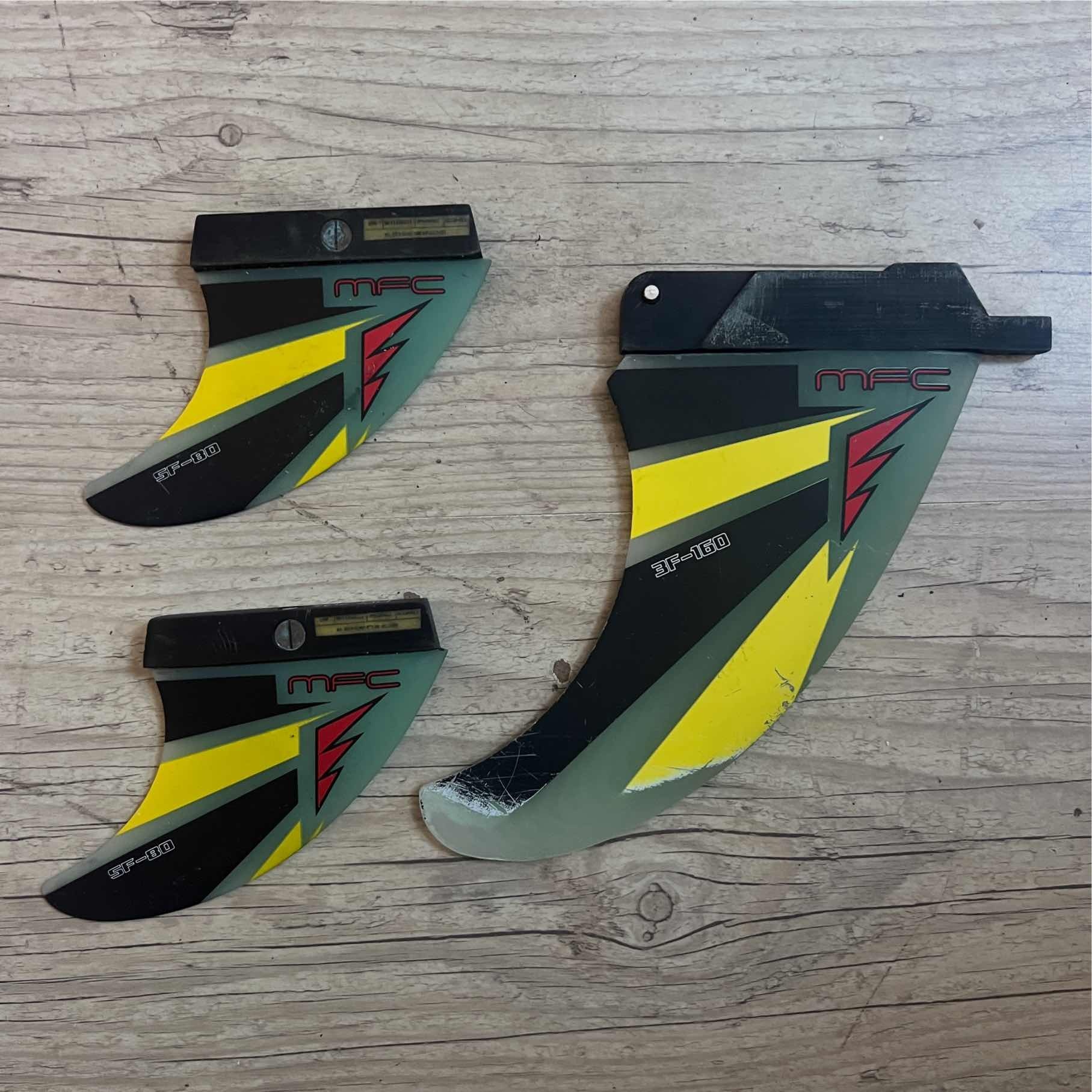 MFC thruster fins (3F-160 US box +  2xSF-80 MT)