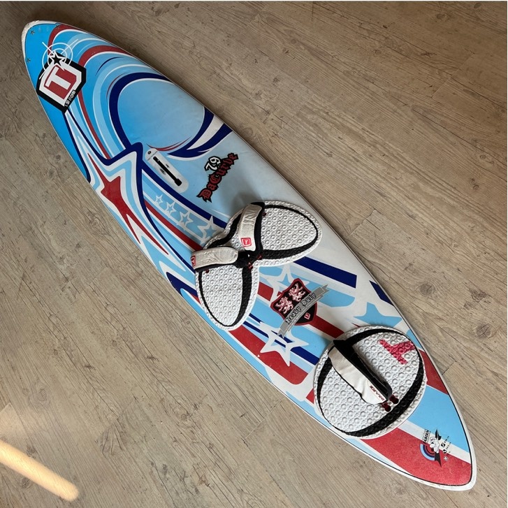 Tabou Da Curve 79 2008