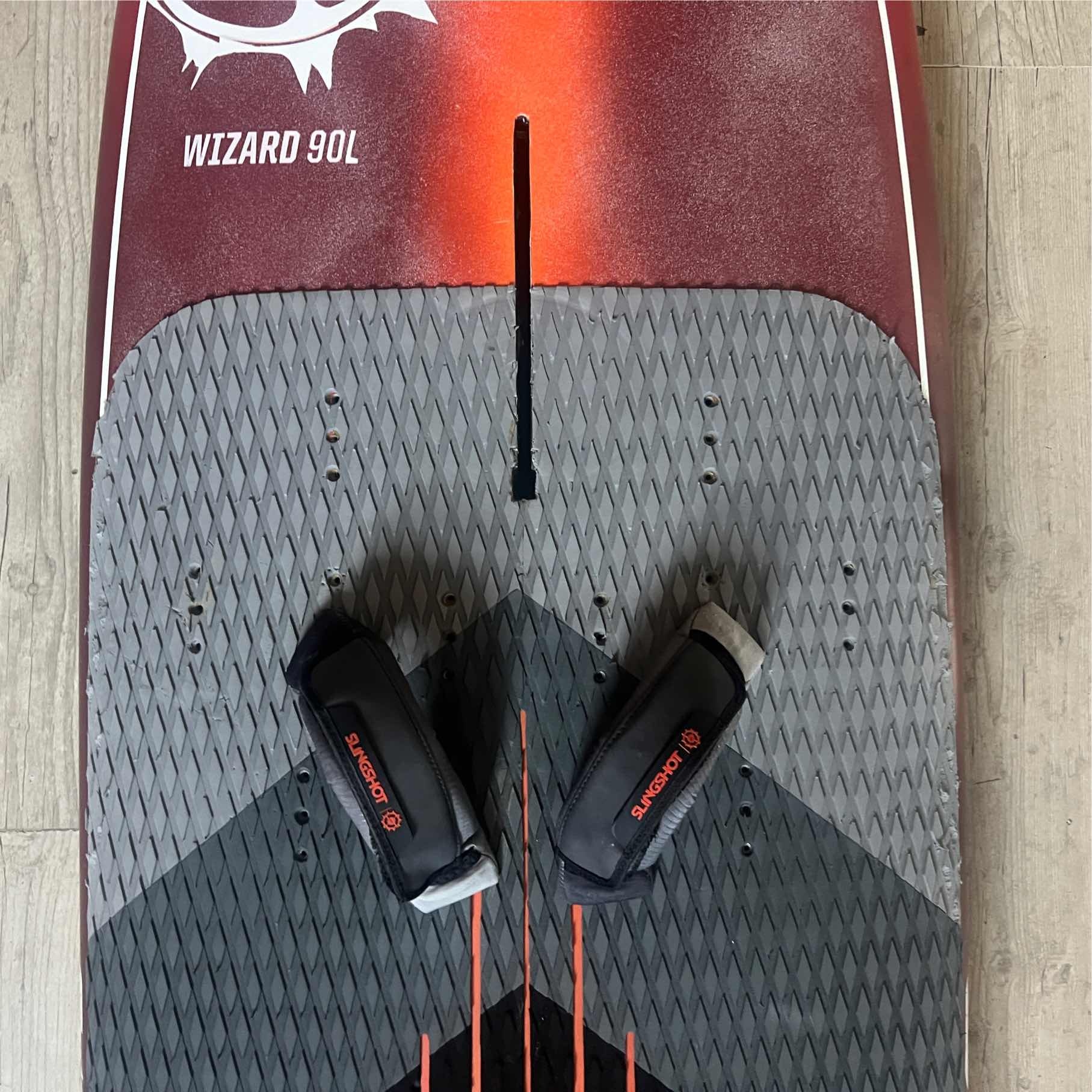 Slingshot Wizard V3 90L